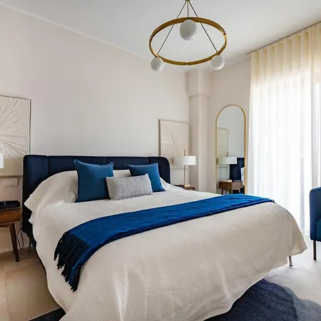 Dimora Italia In The Centre - Happy Apartment